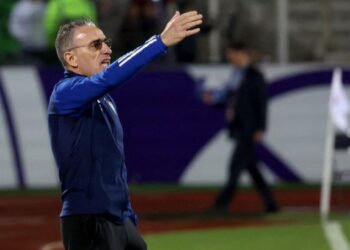 Пауло Бенто няма да поеме юздите на ЦСКА София, според високопоставен представител на клуба, който…