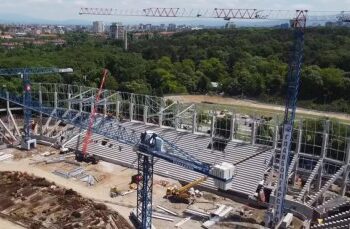 „Новата козирка на стадион ‘Армията’ е на финалната права!“