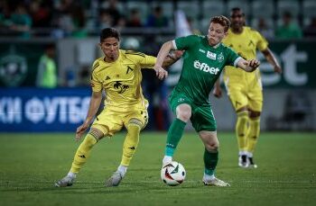 “НАКАЗАНИЕТО Е ЗАСЛУЖЕНО!” Но какво всъщност СЕ СЛУЧИ на полувремето в Разград, че Левски закъсняха?!