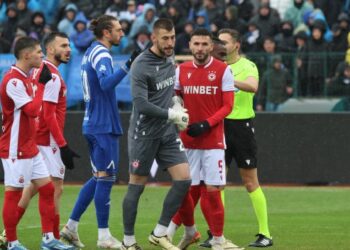 ЦВЕТАН ЙОНЧЕВ ОТКРИВА: ПРОЗРЕШЕНИЯ ЗА ЦСКА, БОРИСОВАТА ГРАДИНА И ФУТБОЛА В САЩ