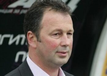 Миньор уволнява легенда на ЦСКА при провал срещу „орлетата“