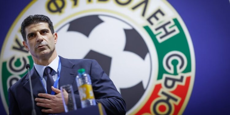 КРИЗА! БФС в колапс? Гонзо разкри: 4.2 милиона загуба, половината Първа лига без лиценз?!