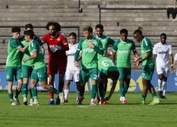 Истината боли: Защо талантите на “Левски” играят за себе си? 