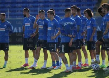 БОМБА НА “ГЕРЕНА”! 7 играчи си тръгват от Левски – вижте кои са!