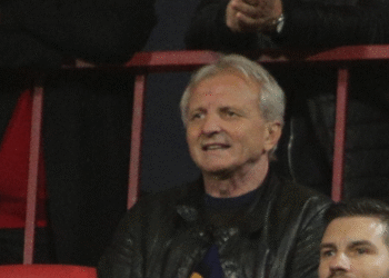 Разпространиха слух, че Гриша Ганчев изпраща човек за Ботев (Пд), но всъщност друг олигарх поема контрола над клуба.