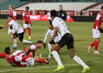 Скандали, претенции, напрежение: Историята на ЦСКА – Лудогорец при Кабаков