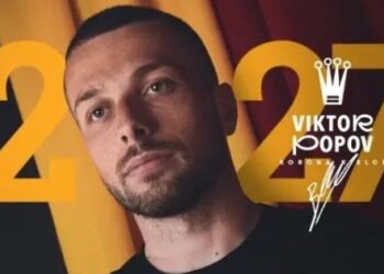 Polski klub Korona Kielce pozyskał bułgarskiego prawego obrońcę Viktora Popova, który dodał doświadczenia i głębi do swojego składu defensywnego