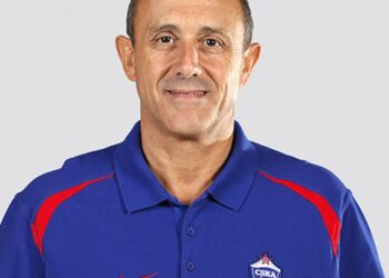 ШОКИРАЩА ПОЗИЦИЯ НА ТРЕНЬОРА! ШЕФЪТ НА ЦСКА СПИРА ТРАНСФЕРНИТЕ РАЗГОВОРИ: “НЕ МИ ТРЯБВАТ ПОВЕЧЕ ИГРАЧИ!”