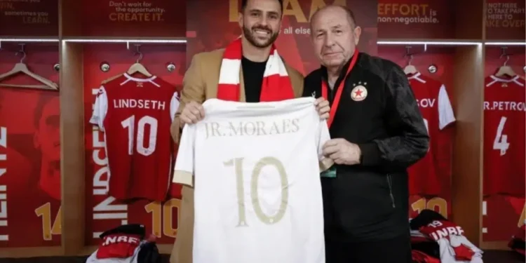 Сърцето не ръждясва: Легендарни голмайстори с вечна любов към ЦСКА!