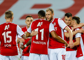 Армейците” зареждат батерии след поредния триумф! Готови за битка със “Спартак” във Варна!