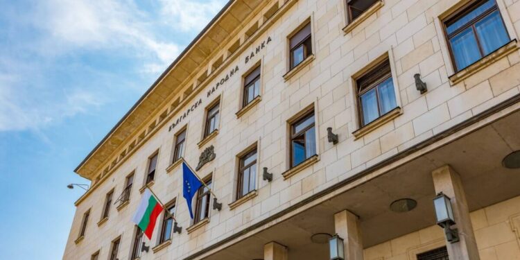 ШОК В БНБ! 100 МИЛИОНА ЛЕВА ИЗЧЕЗНАХА?! Кошмарна хакерска атака РАЗТЪРСВА държавата! 🚨