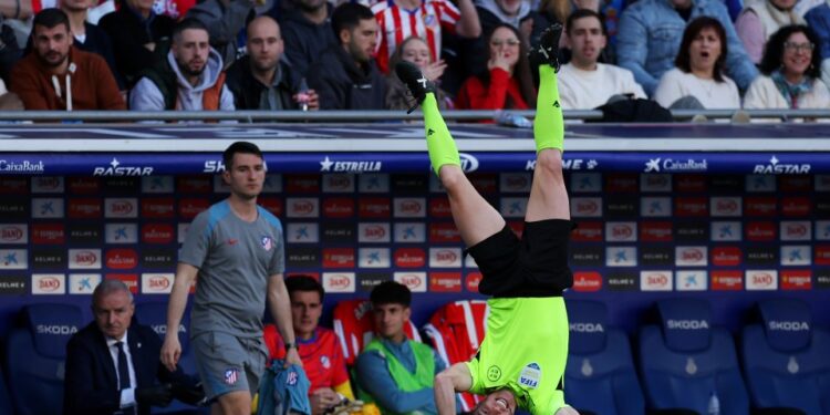 🚨 ИЗВЪНРЕДНО: СЪДИЙСКИ КОШМАР ИЛИ ИЗЧИСЛЕНА ИЗМАМА? ЦСКА ИЗБУХВА СРЕД БУРЯТА ОТ “ЛУДО ПАДАНЕ”! 🚨