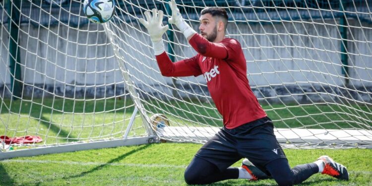 Играчът на България със сърцераздирателно признание: Ще съм сам на финала