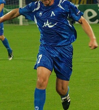 Левски продава ключов халф: Под въпрос ход на треньора?