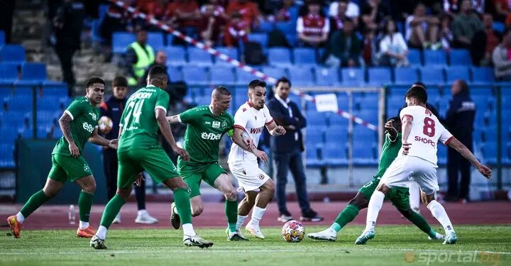 ЛЕГЕНДАРНА КАРИЕРА Кариерата на Геша в Левски е изпълнена със запомнящи се моменти