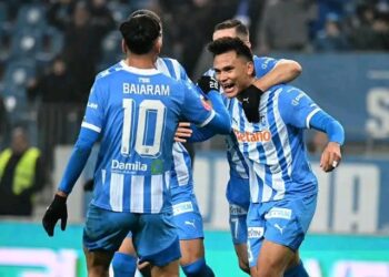 Ianis Hagi ia în considerare oferta Universității Craiova: «Voi cântări cu atenție toate opțiunile»»