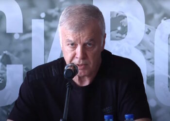 Доклад: Наско Сираков го направи отново, подпечатвайки 4-годишен договор за магьосника на Фламенго,  преди летния трансфер. Научете повече на 👇👇👇