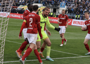 ЧЕРВЕНА ТРЕВОГА: ПРЕДСТОИ ЧИСТКА НА ВРАТАРИ! Директори на ЦСКА Предизвикват Вътрешна ВОЙНА Между Бусато и Дюлгеров – Клубните Мръсни Ризи на Яве, Една Звезда Е Обречена!