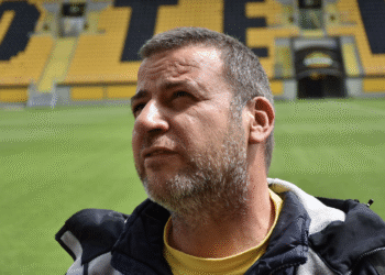 Баси как се богатее от новия стадион на Ботев! Строителят си купи нов мерцедес за 6 милиона лева!