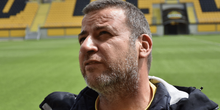 Баси как се богатее от новия стадион на Ботев! Строителят си купи нов мерцедес за 6 милиона лева!