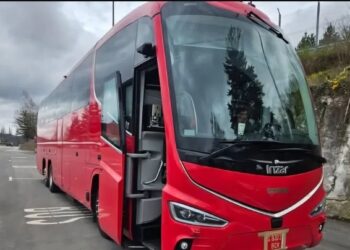 Решаващ сблъсък в София: ЦСКА 🔴⚪ се бори с Ботев Plovdiv за място в европейските плейофи. Прочетете повече на 👇 👇 👇