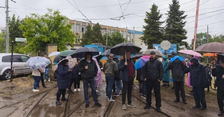 Стачката в градския транспорт в София продължава, метрото се превръща в спасителната артерия на града. Научете повече на 👇 👇 👇