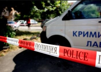 ЕКСКЛУЗИВНО 🚨: 29-годишен мъж е арестуван, след като е влязъл в голяма болница, въоръжен с арбалет