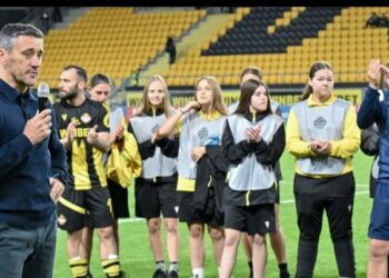 БЛАГОДАРЯ ТИ, КЕРКЕЗ: Ботев Plovdiv 🟡 ⚫ се сбогува с напускащия треньор Душан Керкез.