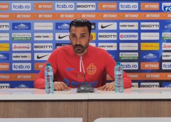 În onoarea reînnoirii contractului său, FCSB finalizează reînnoirea contractului pentru Elias Charalambous, după o întâlnire cu agentul antrenorului principal. O clauză retrăiește prima demonstrație a lui Charalambous care ne-a lăsat pe toți uluiți!