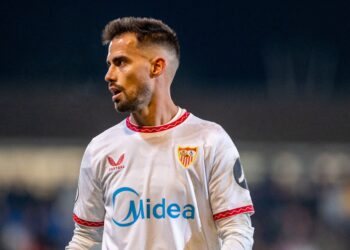 Шокиращ трансферен триумф за Левски София: Бившият полузащитник на Ливърпул СУСО се съгласи на 3-годишен договор с Левски София и приема намаление на заплатата