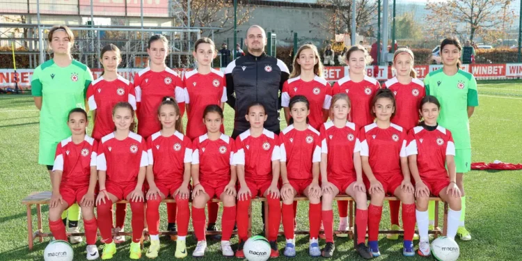 По пътя на шампионите: Момичетата от ЦСКА U13 в Панчарево (ВИДЕО)