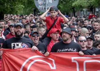 Фенове на ЦСКА отново блокираха ключово кръстовище