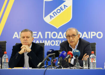 Ο αθλητικός διευθυντής της ΑΠΟΕΛ φέρεται να διέρρευσε λίστα καλοκαιρινών μεταγραφικών στόχων, ο δεύτερος παίκτης θα σας σοκάρει