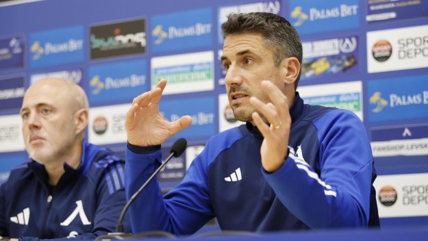 Ще има ли раздяла със звезди? Веласкес разкрива бъдещето на ключови играчи в Левски!