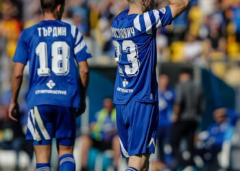 ДИАГНОЗА “Левски”! ЧЕТИРИ експертни мнения РАЗКРИХА ОСНОВНИЯ проблем! (Ще останете ИЗУМЕНИ!)