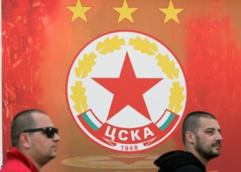 АРМИЯТА ПОМНИ! Забравена победа на ЦСКА в Кърджали, белязана от полиция, бомби и… баби?!