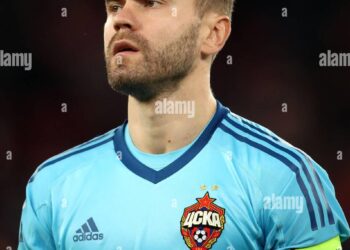 ШОК НА “АРМИЯТА”! БЪДЕЩЕТО НА ВРАТАР НА ЦСКА ВИСИ НА КОСЪМ, НАЗРЯВА ЛИ РАЗДЯЛА