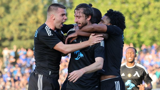 Левски е само на гол от дрийм тийма на Мъри Стоилов