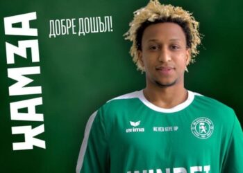 Според съобщенията, Левски (София) проявява силен интерес да привлече още един десен бек, който да подсили състава си.