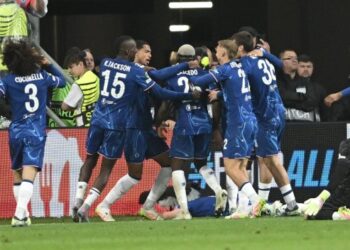 Колекцията от трофеи е пълна! Челси обърна Бетис с 4 гола след почивката