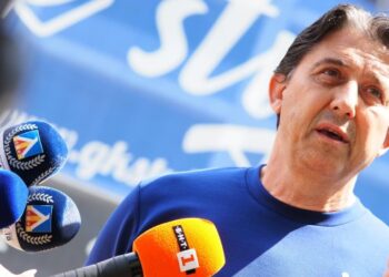 Главният изпълнителен директор на Левски (София) Даниел Боримиров потвърди, че клубът ще се съобрази изцяло с нововъведения правилник на Българския футболен съюз (БФС) за предстоящия футболен сезон.