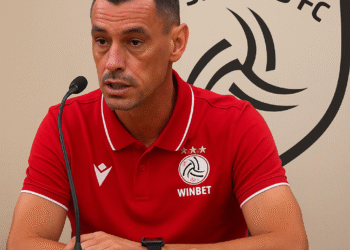 Старши треньорът на ЦСКА (София) Александър Томаш ще се присъедини към саудитския отбор Ал Шебаб в края на сезона, след като тайно се договори за лични условия.