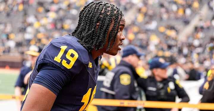 SHOCKING COMPARISON! ESPN’s Desmond Howard Links Michigan’s Bryce Underwood to THIS Heisman Winner!