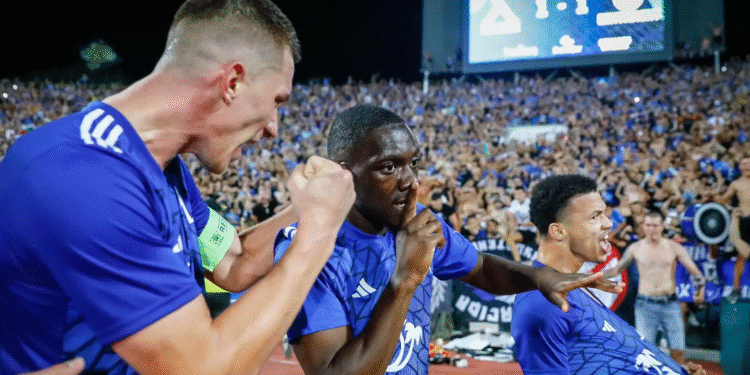 ШОКОЛАД В ГЕРЕНА: Левски София 🔵 ⚪ Наборът е изправен пред двама ключови играчи, които напускат, а един от подготвените да напуснат ще ви шокира.