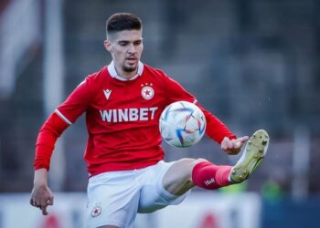 Жененият бивш играч на ЦСКА София 🔴⚪ с хонорар от 500 000 евро Християн Петров „принудил жена си да пие собствената си урина и я нападнал“: Появяват се шокиращи обвинения….Вижте още