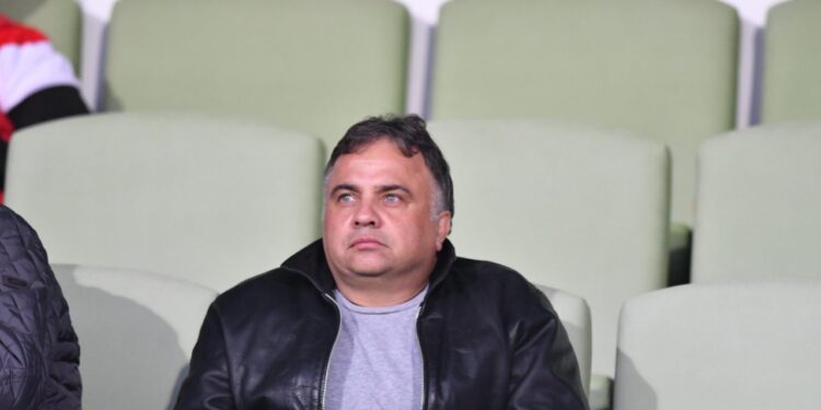 ЦСКА и Левски да треперят: Николай Митов се мести в още по-силен отбор в Първа лига