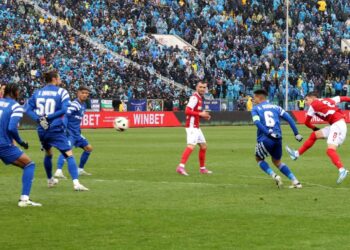 ТРИ ОГРОМНИ ИМЕНА НАПУСКАТ ЦСКА?! Разберете кои клубове са ОТЧАЯНИ да ги подпишат!