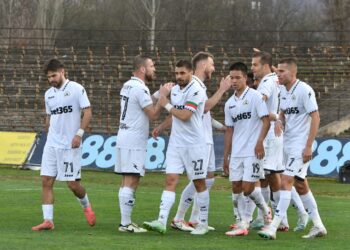 СКАНДАЛНО! Левски и ЦСКА в КРЪВОПРОЛИТНА БИТКА за… резерва с ЕДИН гол?! (Ще ПОВЯРВАТЕ ли за КОГО става въпрос?)