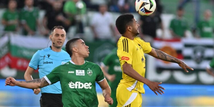 БОМБА! Левски ПРИТИСНЕН да продава ГЛАВНА фигура! Край на кариерата му на “Герена” след мача в Стара Загора?!