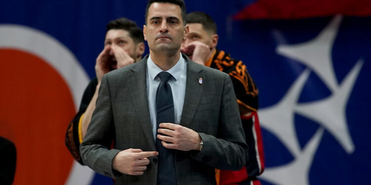 ШОК в Левски: Треньорът с БРУТАЛНО изявление! Какво каза той?!